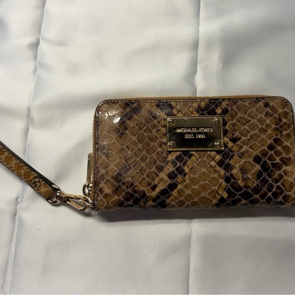 Michael Kors Handbags - Michael kors snake print wallet/wristlet